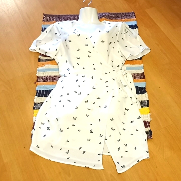 Dynamite Wrap Maxi 🦋 Tunic Tunique Top - Picture 9 of 12